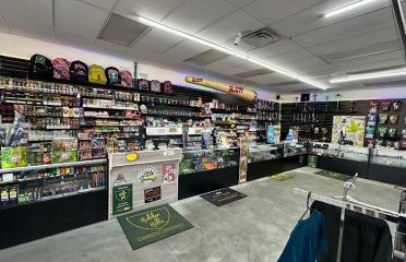 Smoke N Puff | Smoke Shop | Head shop | CBD | Delta8 |