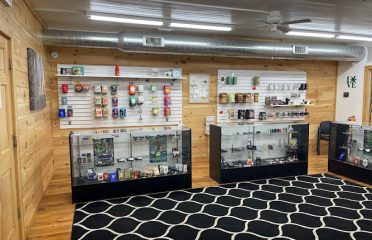 Lumberjack’s Provisioning Center – Dowling