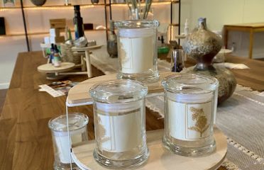 Honey’s Cannabis CBD & Accessories