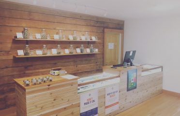 Evergreen Cannabis Supply — Hood River Marijuana Dispensary